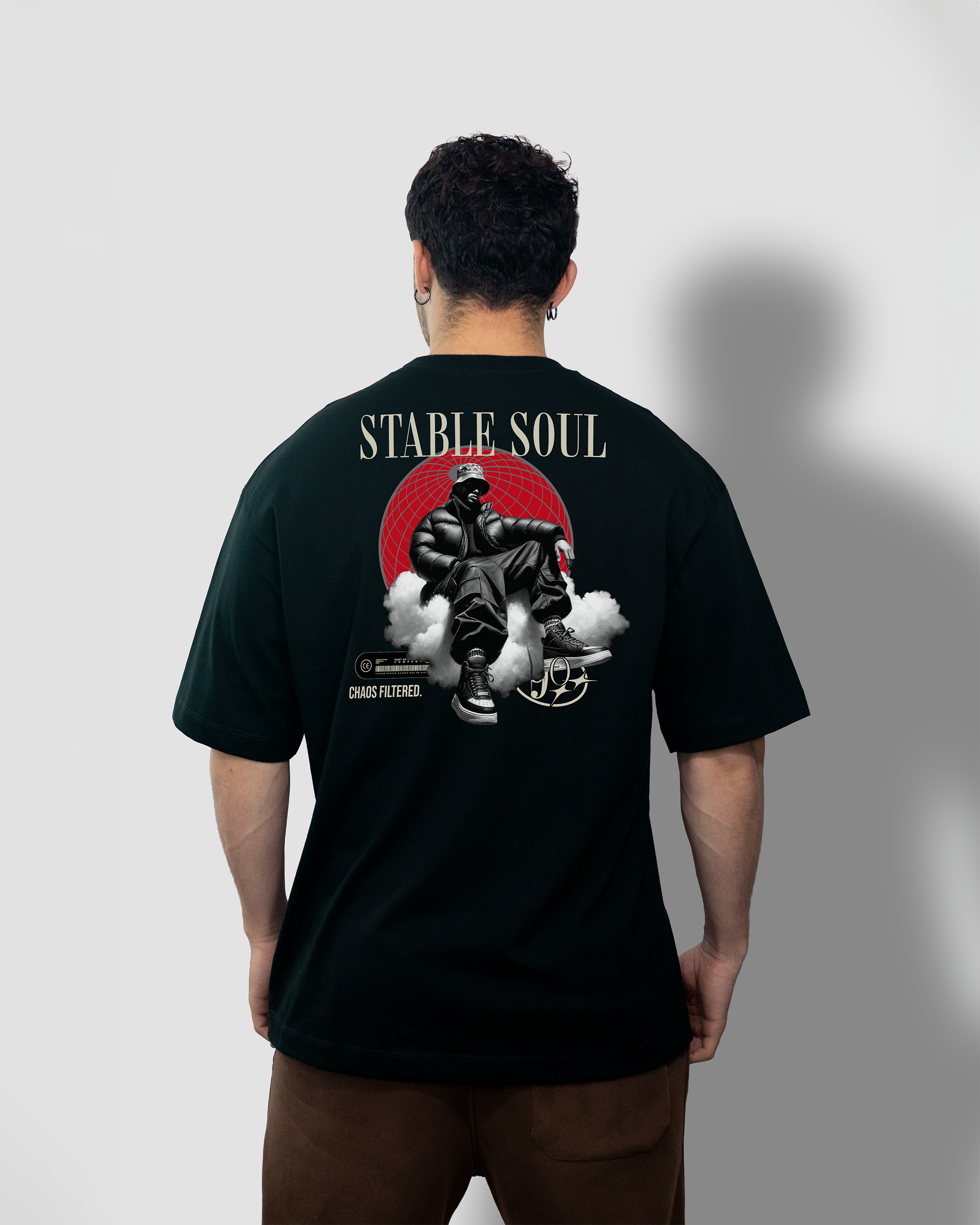 Camiseta Oversized Negra 98 creative